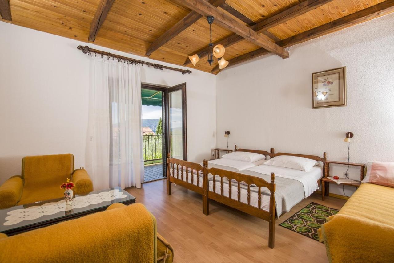 Apartment Vili Pinezići Eksteriør bilde